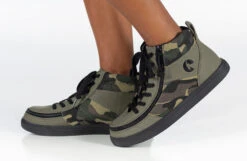 Olive Camo BILLY Street High Tops -Outlet Billy Footwear Store BK21310 340 studio standing 1 940x614 d4afe81a 0135 42d9 a55e 115de17b1dd8