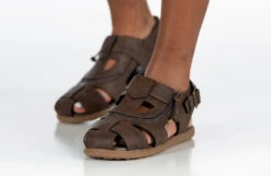 FINAL SALE - Brown BILLY Sandals -Outlet Billy Footwear Store BK22134 200 studio standing 2 940x614 2174c477 16e3 44c0 9096 b91ac37e36cd